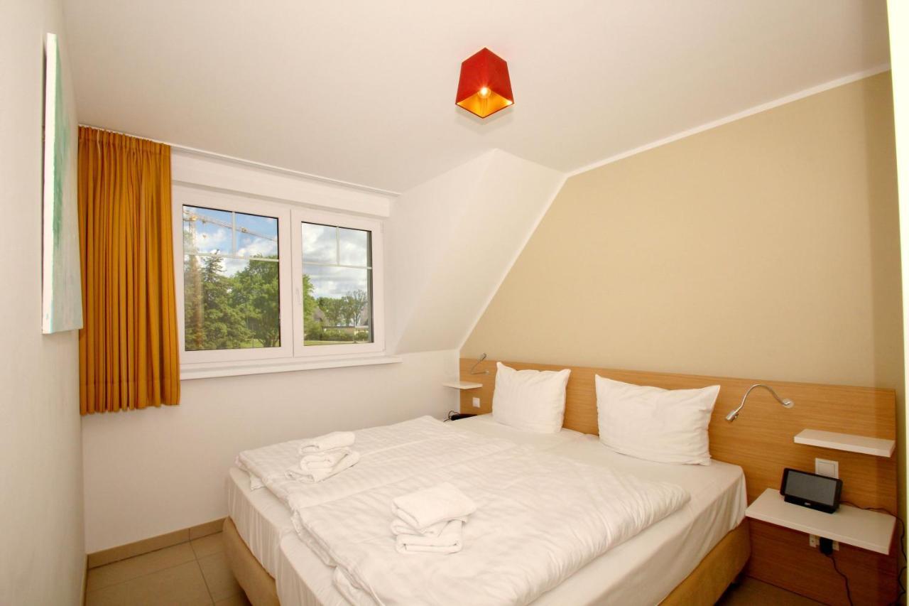 Strandnahe Fewo Rex Rugia: Balkon & Erlebnisbad Lobbe Exterior photo