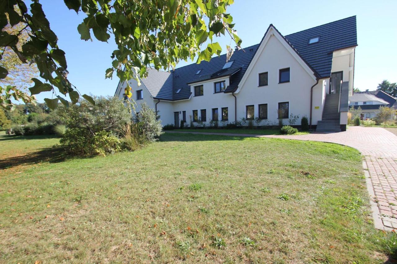 Strandnahe Fewo Rex Rugia: Balkon & Erlebnisbad Lobbe Exterior photo